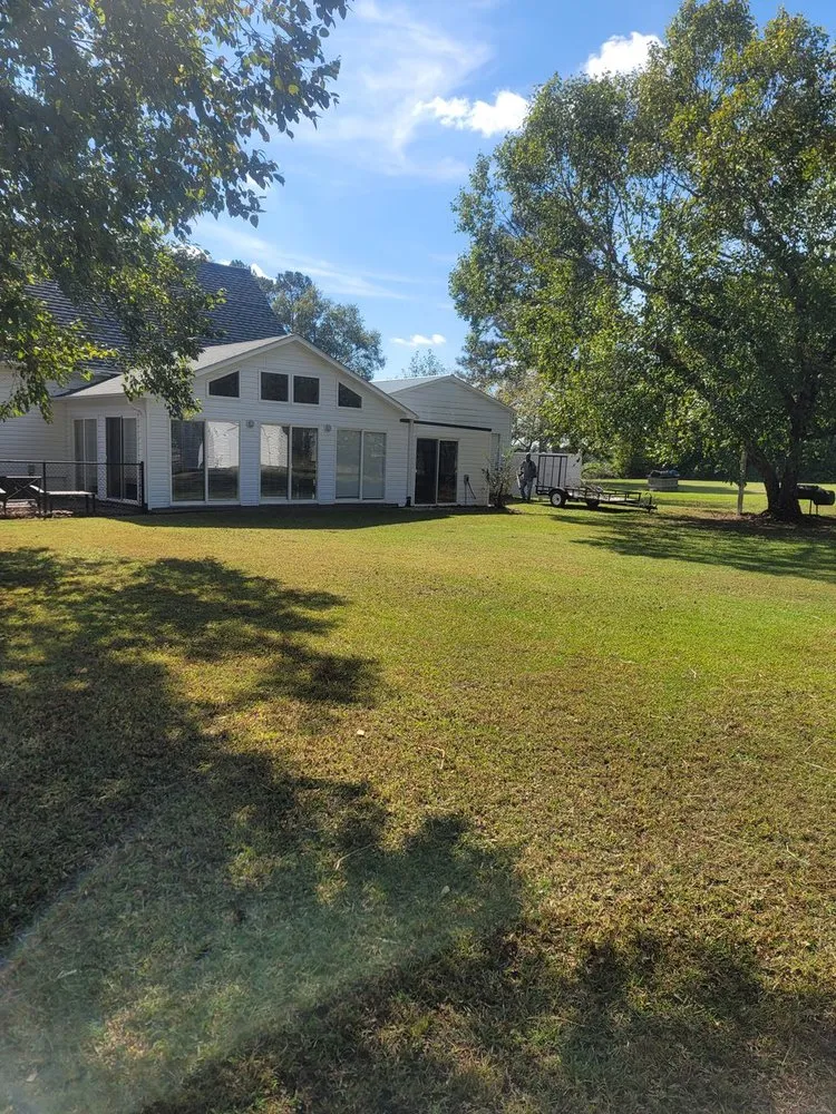 Custom garden landscaping near you across Rocky Mount, NC - Hudson's Cuttings