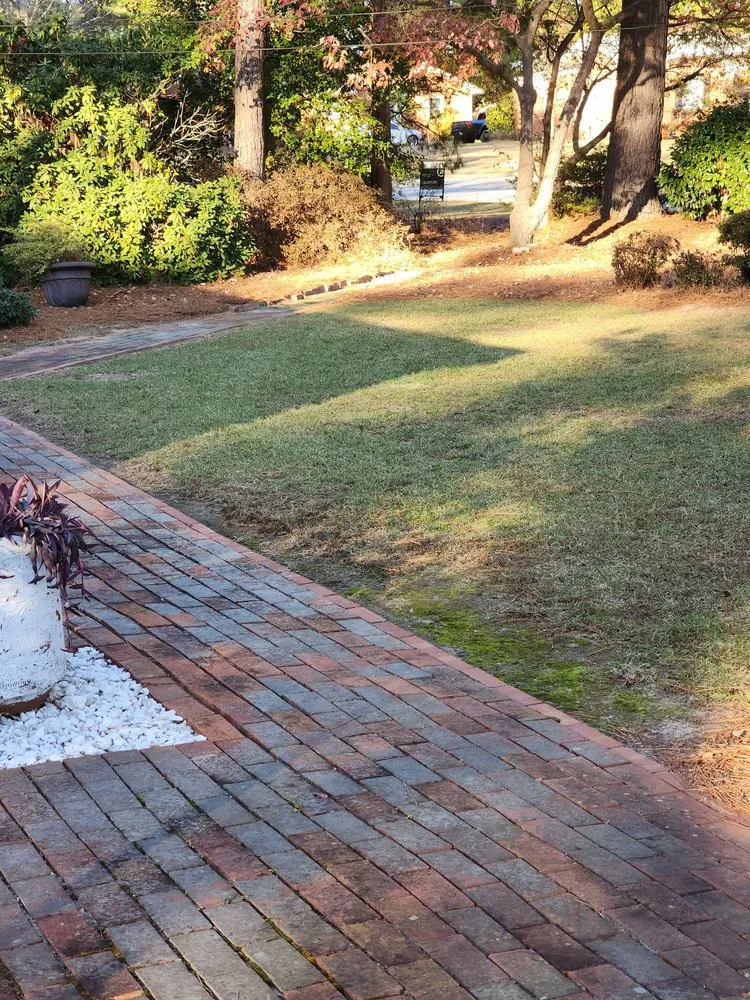 Reliable yard maintenance experts serving Rocky Mount, NC - Hudson's Cuttings