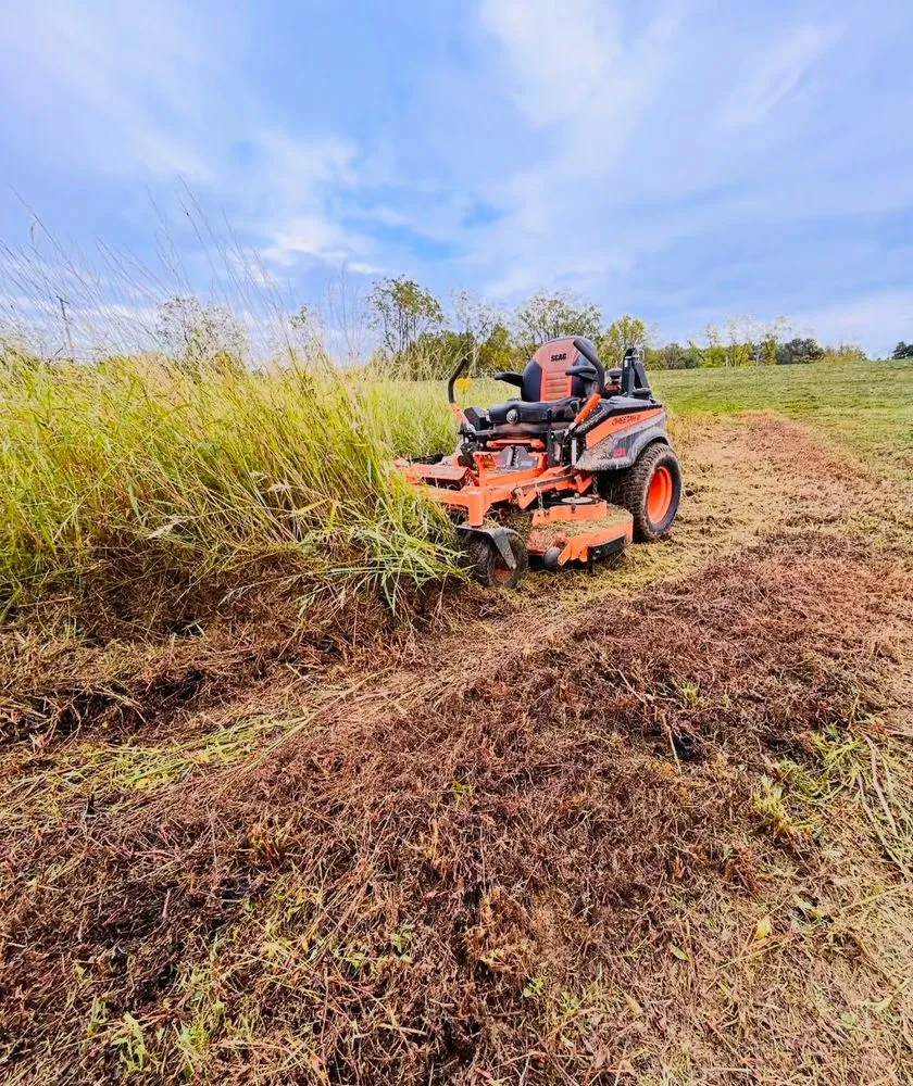 Expert lawn mowing service experts serving Honey Brook, PA - Hudson’s Lawn Service