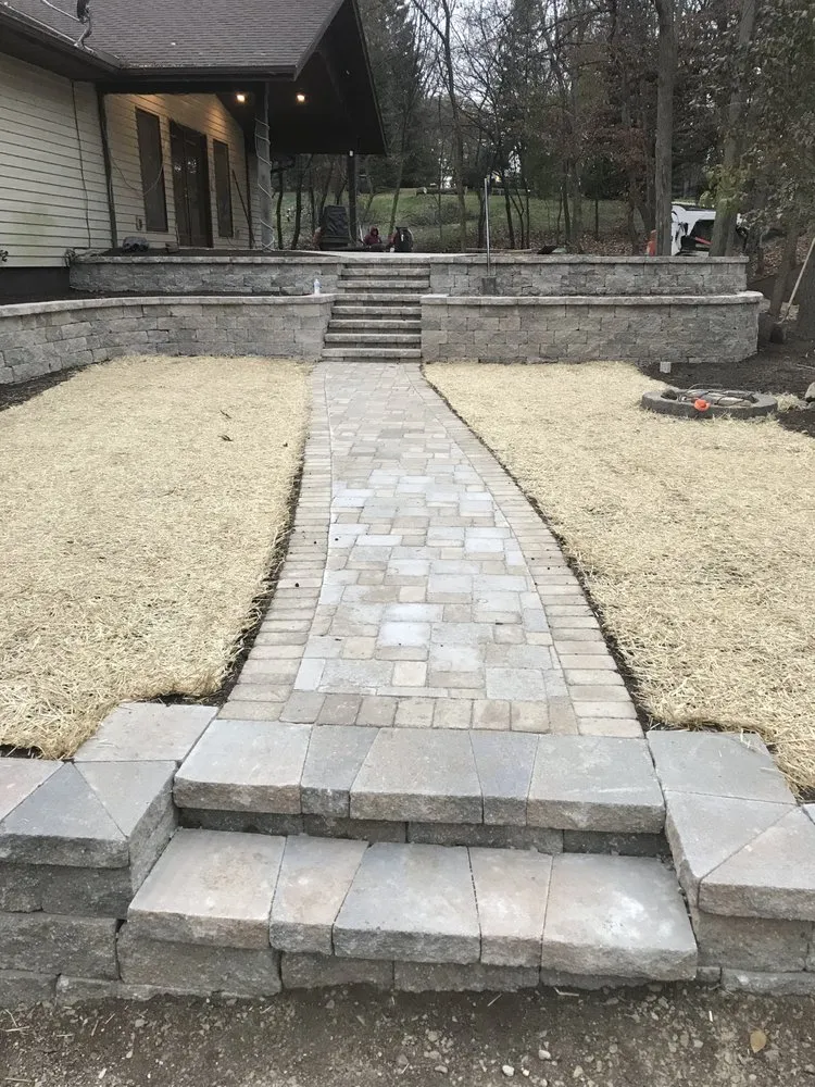 Trusted yard cleanup service experts serving Elkhorn, WI - Huerta Bro Tree & Landscape Service