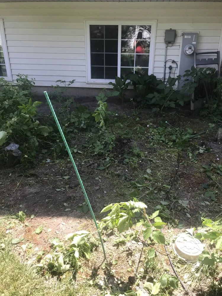 Affordable outdoor landscaping for year-round maintenance in Kingston, IL by Huerta Landscaping