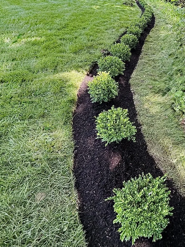 Reliable landscape design for beautiful yards in Collinsville, IL by Huerta Outdoors