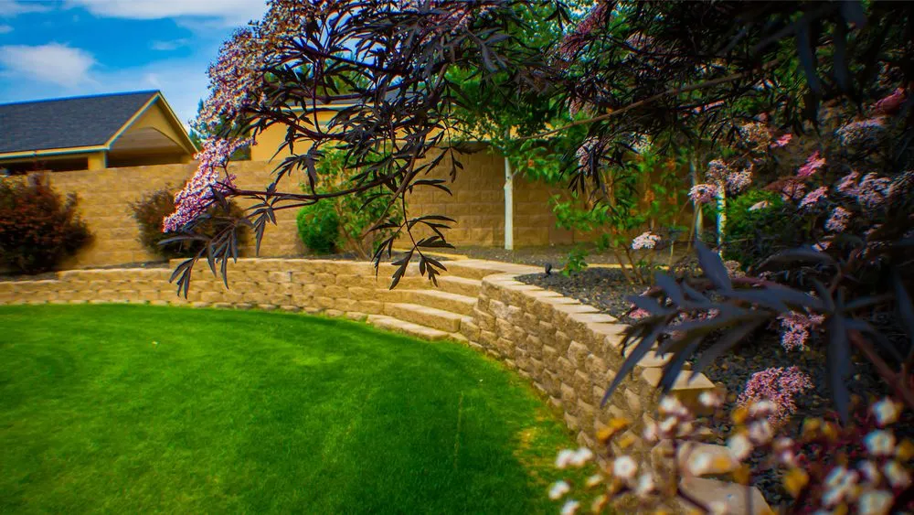 Custom lawn mowing service in Pasco, WA by Huesitos Landscaping