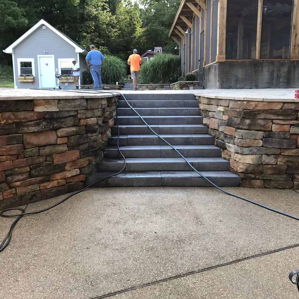 Custom lawn care service experts serving Saint James, MO - Huffman Lawn & Landscaping