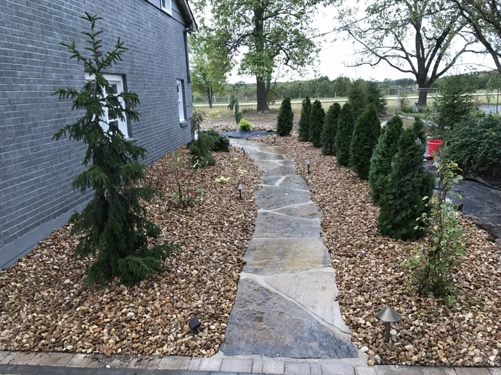 Reliable lawn mowing service experts serving Saint James, MO - Huffman Lawn & Landscaping