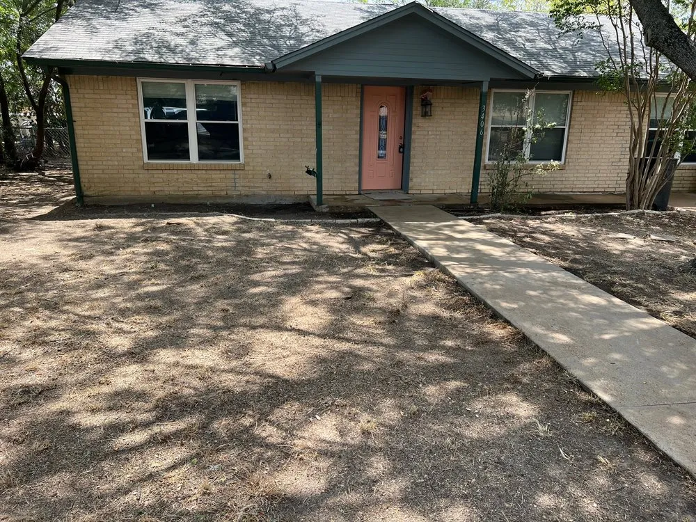 Affordable landscape installation in Nolanville, TX by Huffy's Lawn Care