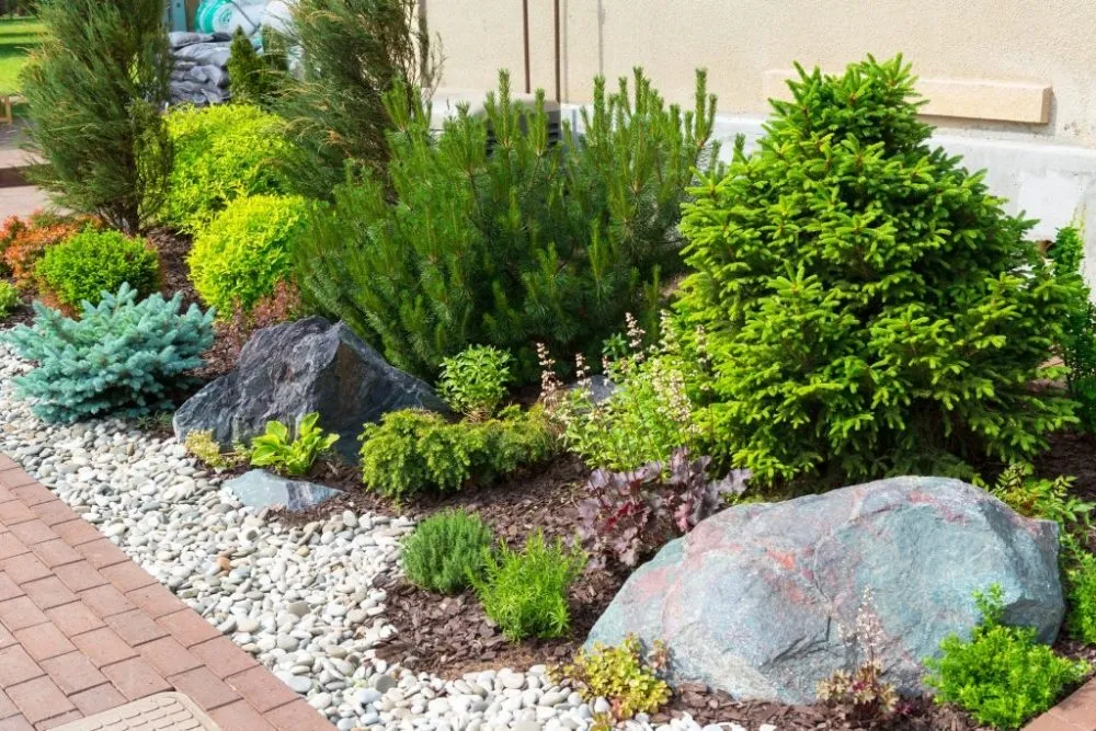 Local garden landscaping in Dawson Springs, KY by Hughes & Sons Lawncare Services