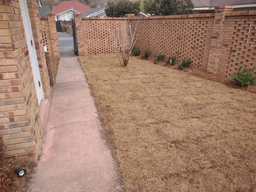 Custom lawn mowing service in Dalzell, SC - Hughes Lawn & Landscaping