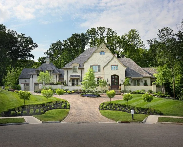 Affordable yard maintenance in Memphis, TN - Hughes Lawn Care Service