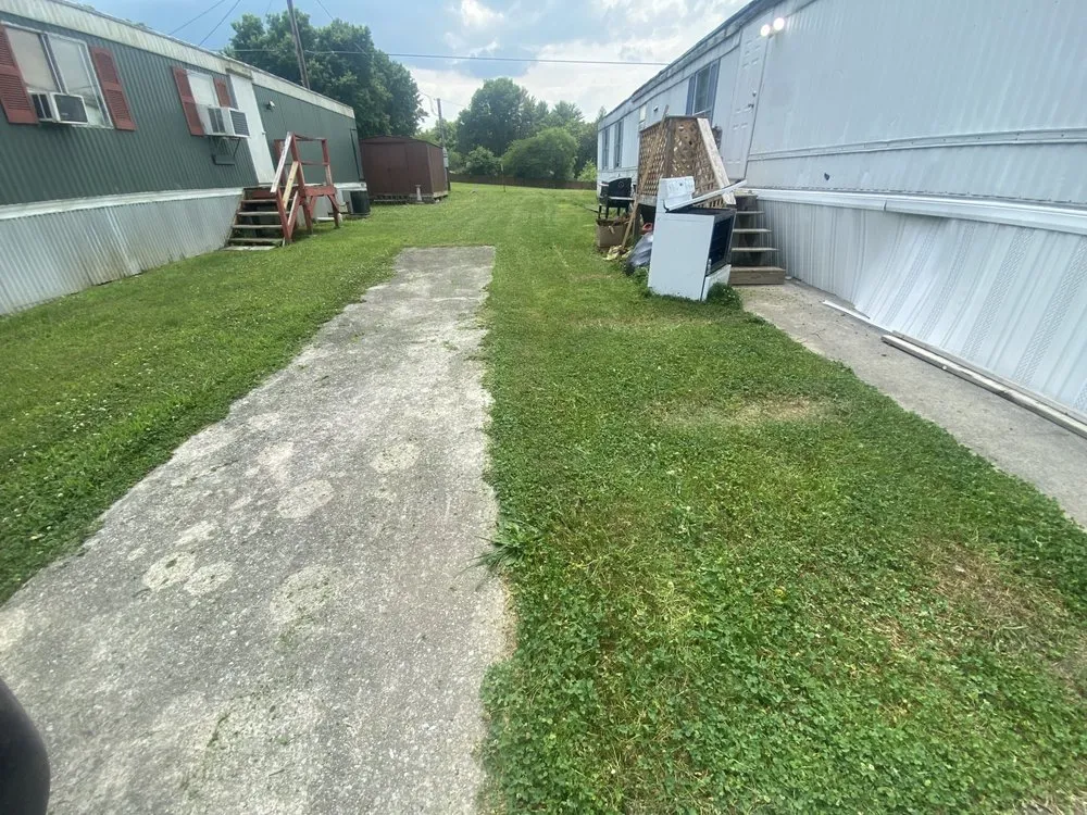 Custom landscape installation in Oliver Springs, TN - Hughett Brown Lawn Care