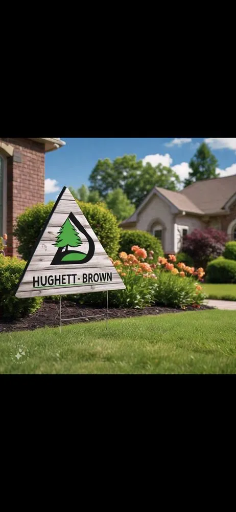 Custom lawn care service in Oliver Springs, TN - Hughett Brown Lawn Care