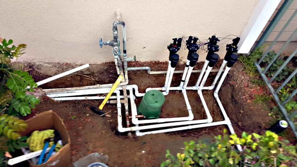 Local lawn care service with custom design across La Habra, CA - Hugo's Gardening