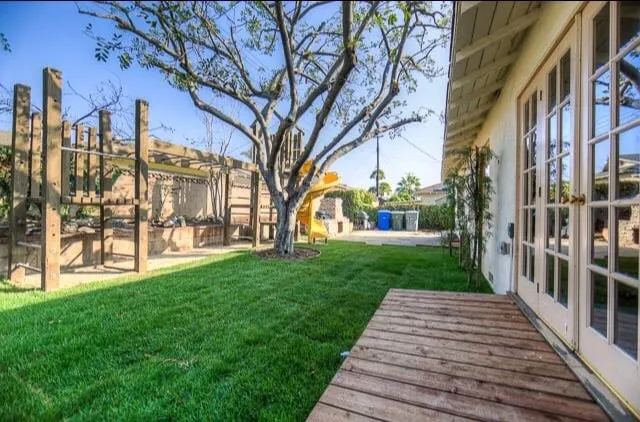 Professional lawn care service for homes in La Habra, CA by Hugo's Gardening