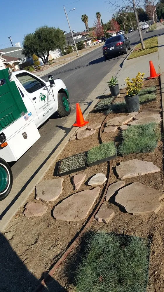 Expert outdoor landscaping experts serving La Habra, CA - Hugo's Gardening