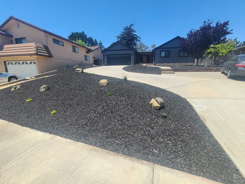 Custom yard cleanup service near you across Arroyo Grande, CA - Hugo's Landscaping Care
