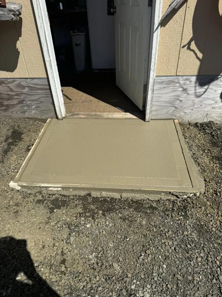 Expert landscape installation in Aberdeen, WA by Hugo’s Landscaping Service and Maintenance