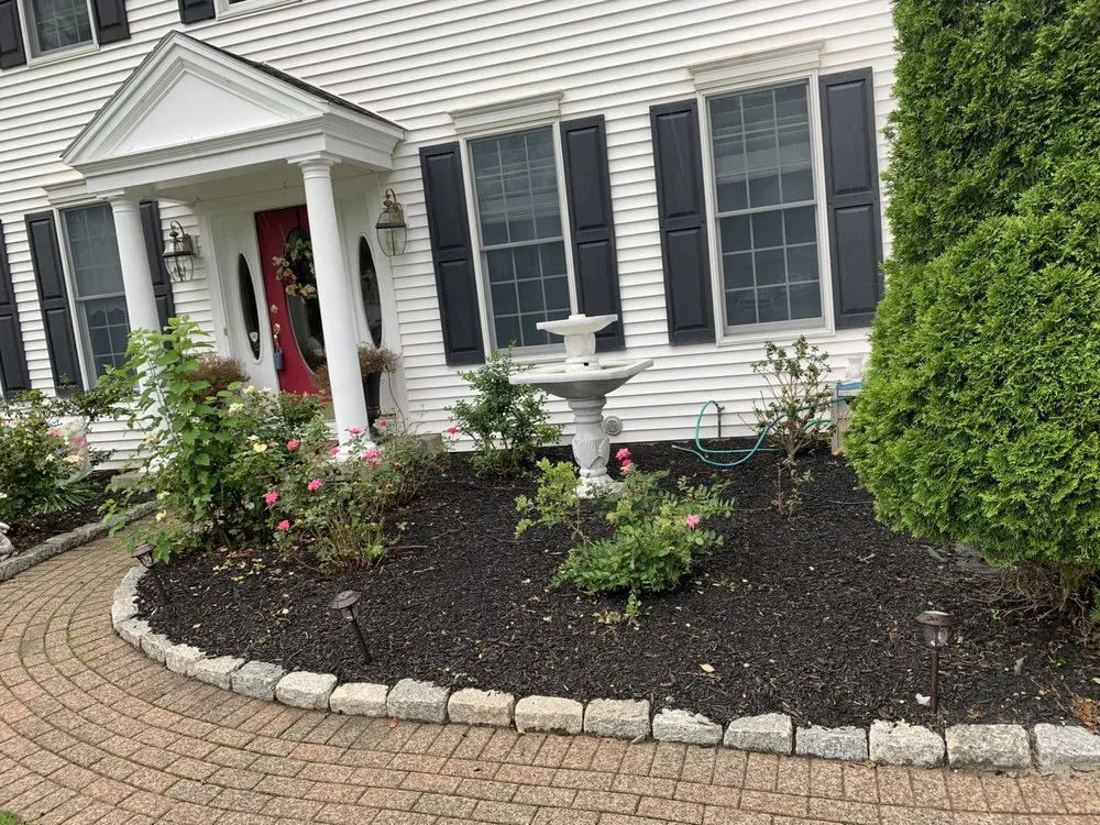 Custom garden landscaping experts serving Schenectady, NY - Hulk Landscaping