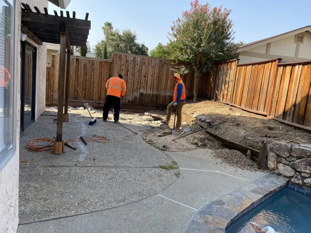 Top-rated yard maintenance in Pittsburg, CA - Hulu’s Concrete & Landscaping