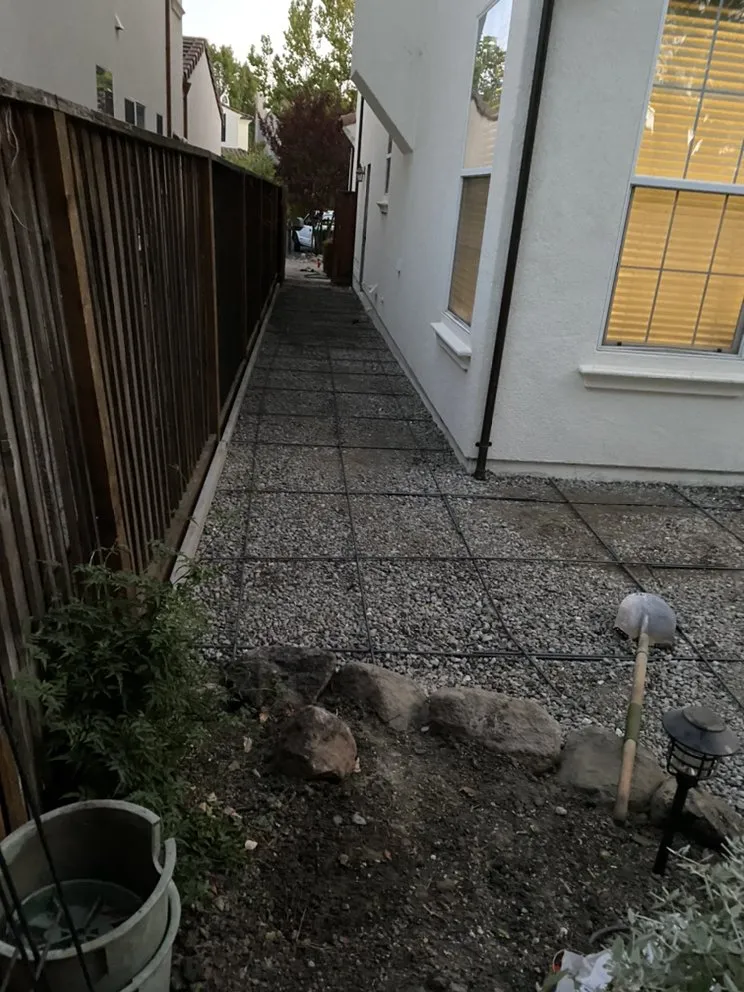 Expert landscaping services experts serving Pittsburg, CA - Hulu’s Concrete & Landscaping