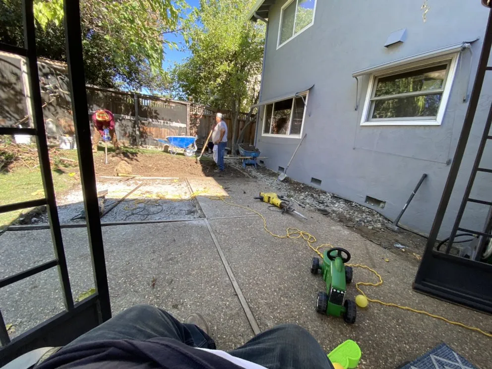 Affordable outdoor landscaping experts serving Pittsburg, CA - Hulu’s Concrete & Landscaping