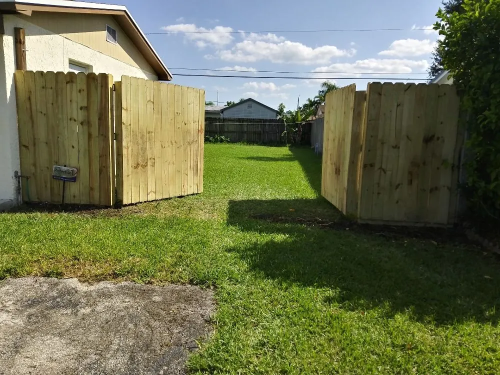 Custom residential landscaping experts serving Miami, FL - Humbertooferup