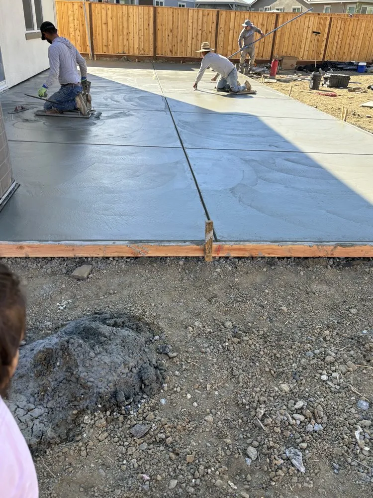 Custom landscaping services experts serving Fairfield, CA - Humberto's Landscaping Service