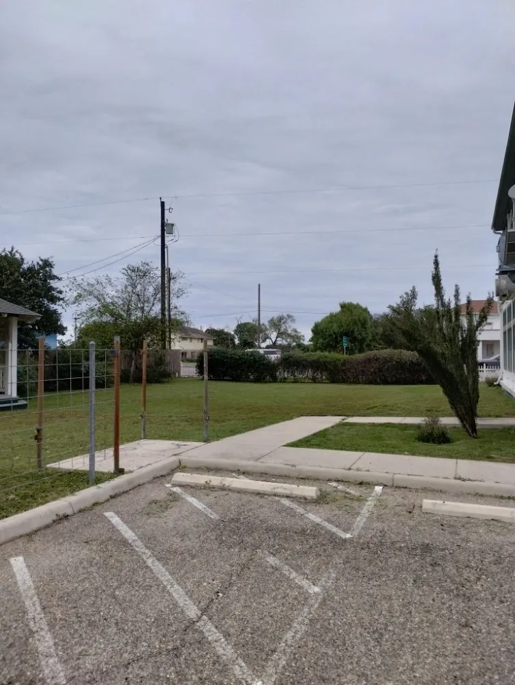 Reliable landscape design experts serving San Diego, TX - Humble Roots