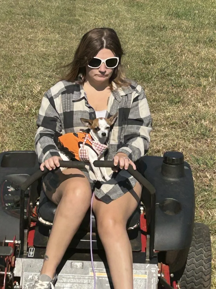 Top-rated yard cleanup service in Wellford, SC by Huminsks Lawn Care & More