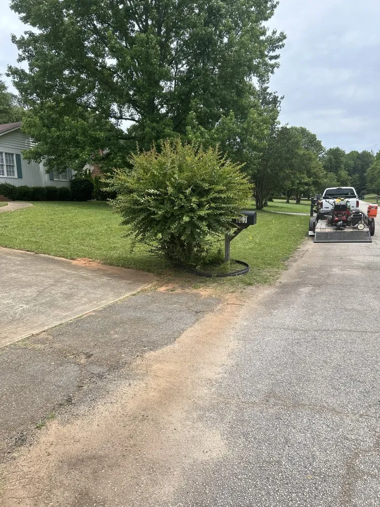 Reliable lawn mowing service for residential properties in Wellford, SC by Huminsks Lawn Care & More