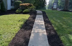 Local yard cleanup service in Cicero, NY - Hummer Lawn & Snow