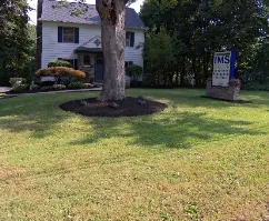Local yard cleanup service in Cicero, NY - Hummer Lawn & Snow
