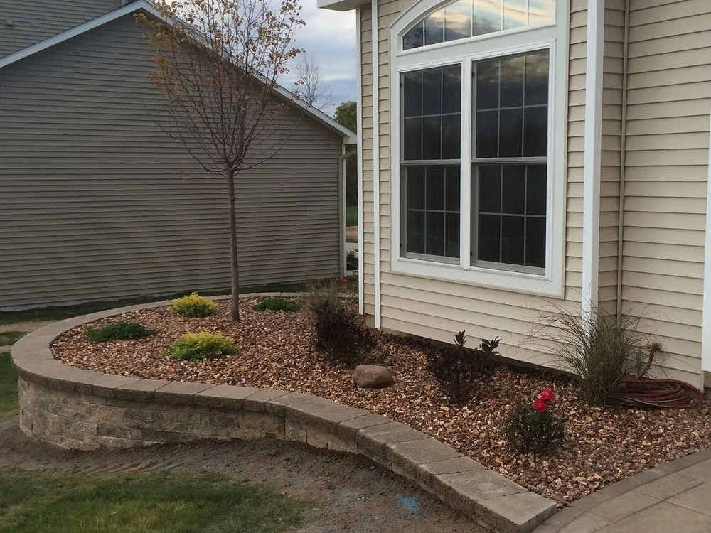 Reliable landscape installation in Cicero, NY - Hummer Lawn & Snow