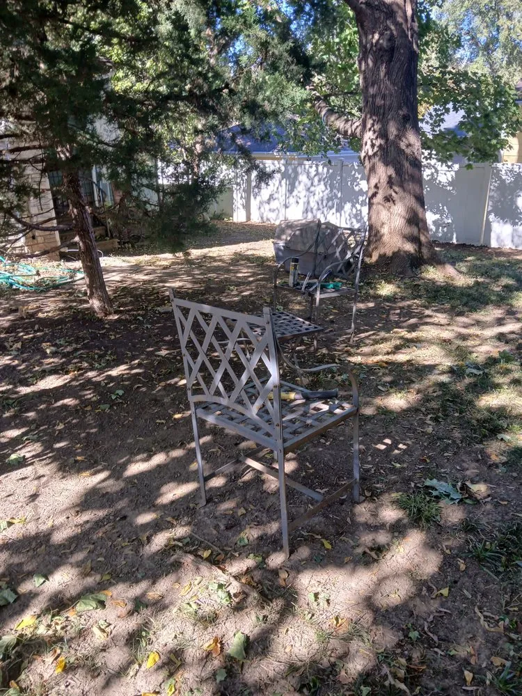 Professional landscape design in Des Moines, IA by Humming Bird Landscaping