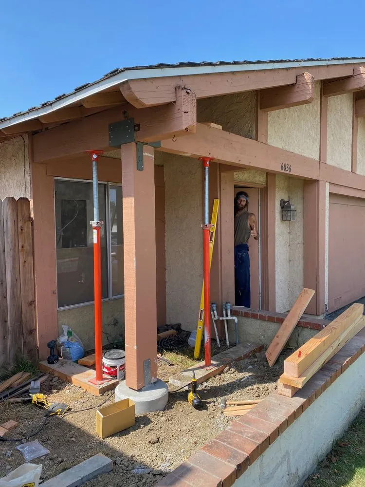 Reliable lawn care service in Ojai, CA by Hummingbird Construction