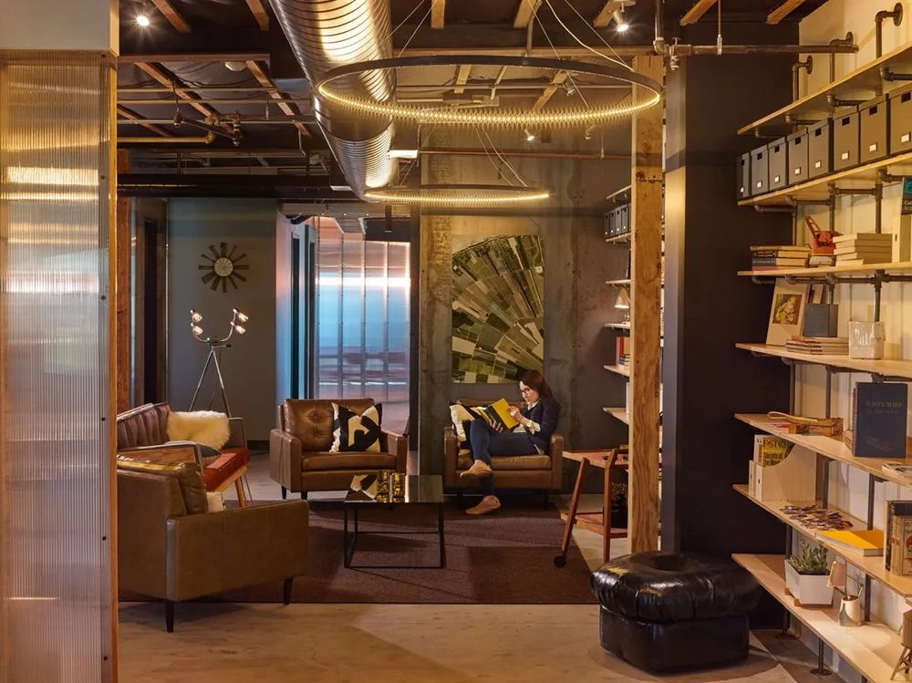 Custom lawn care service in Ojai, CA by Hummingbird Construction