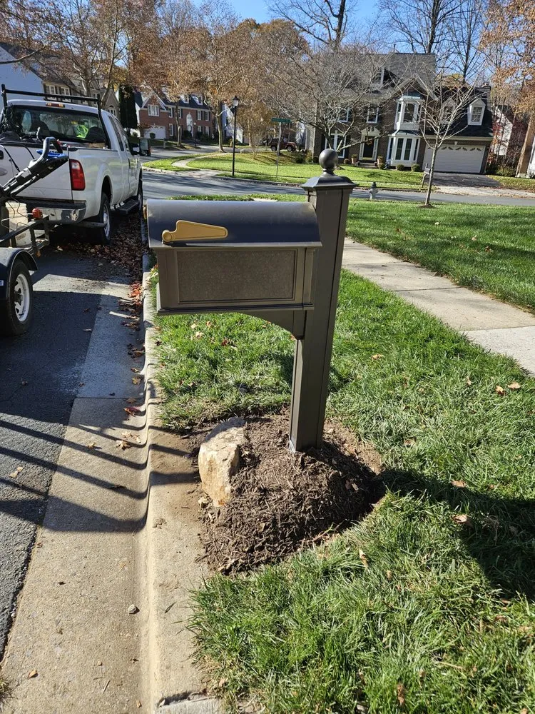 Expert garden landscaping for residential properties in Gaithersburg, MD by Hummingbird Landscape & Remodeling