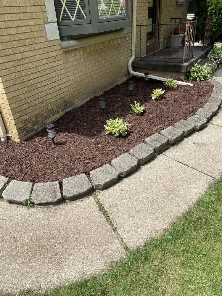 Professional landscaping services experts serving Milwaukee, WI - Humphrey’s Lawn & Landscape Services