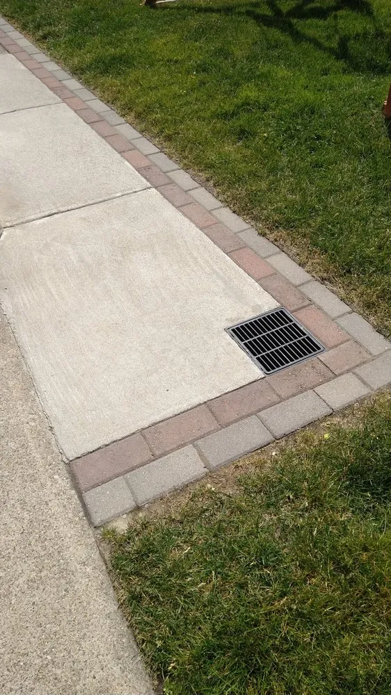 Top-rated landscaping services in Wyandotte, MI by Humphries Hardscape