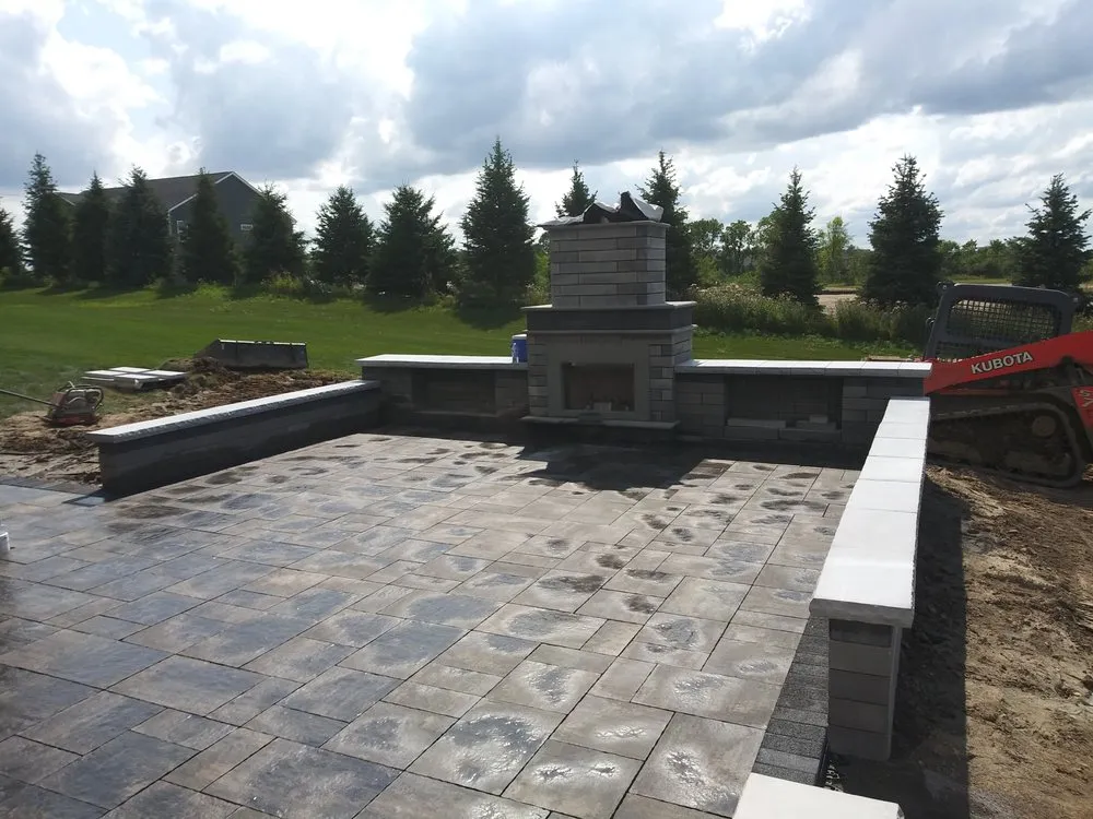 Affordable lawn mowing service with custom design across Wyandotte, MI - Humphries Hardscape