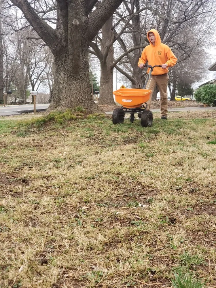Top-rated yard cleanup service for homes in Springfield, MO by Hungry Cow Lawn Care
