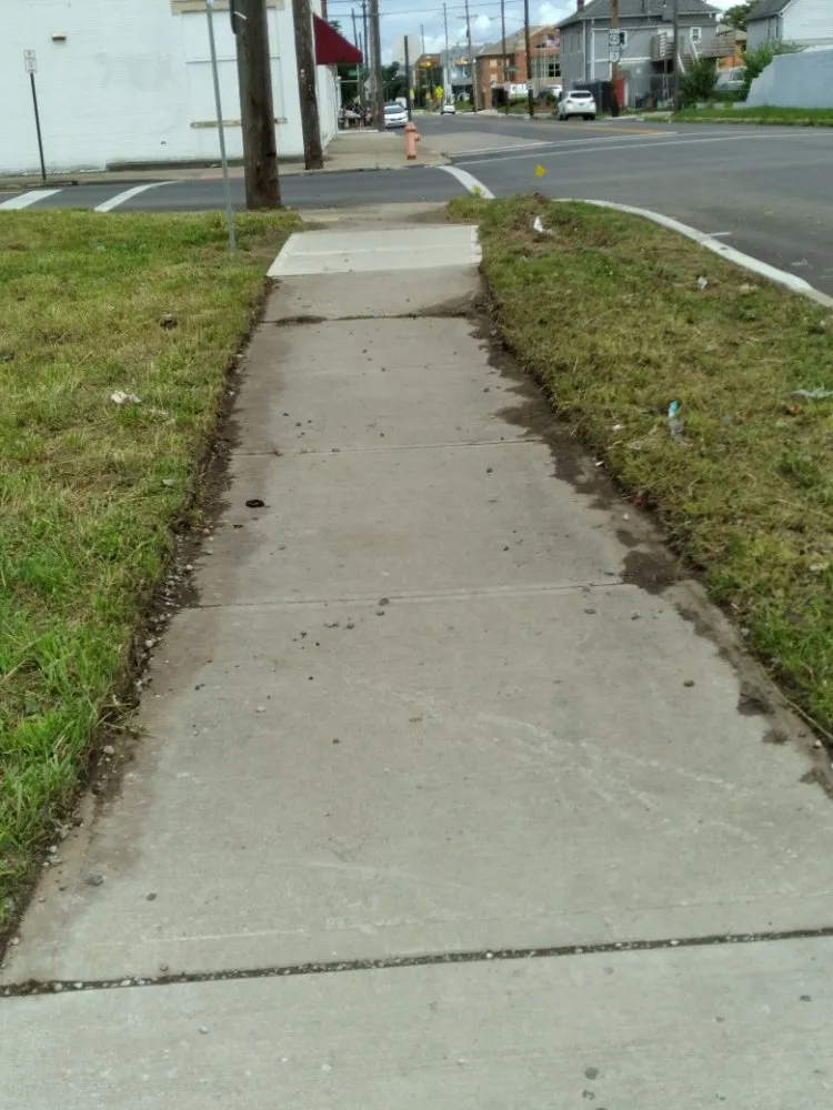 Expert yard maintenance for homes across Columbus, OH - Hunt & Son's Lawn Maintenance