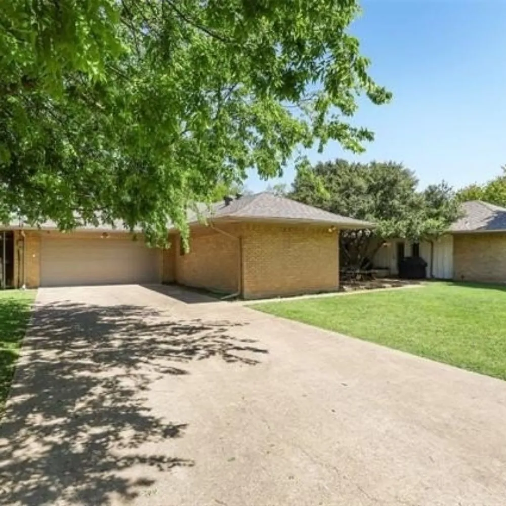 Local landscape installation in Killeen, TX by Hunt Landscaping