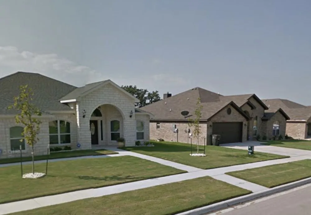 Custom garden landscaping for beautiful yards in Killeen, TX by Hunt Landscaping