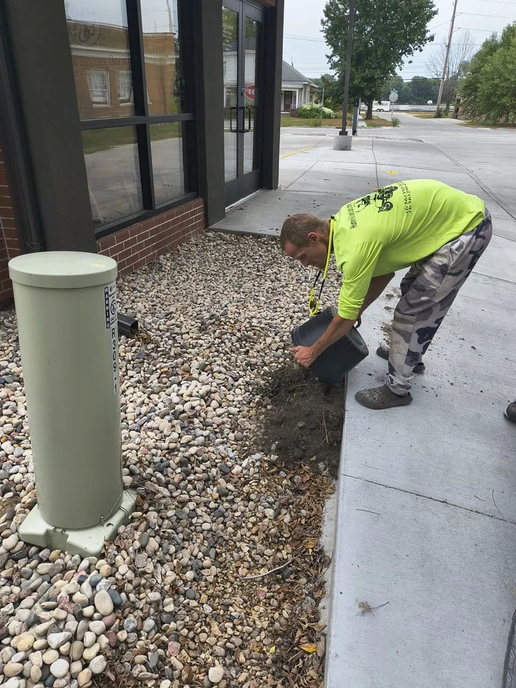 Reliable garden landscaping experts serving Annada, MO - Hunter Landscaping