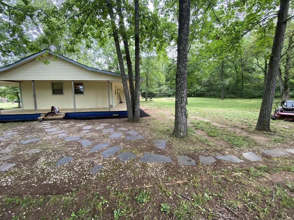 Local lawn care service in Murfreesboro, TN - Hunter Landscaping