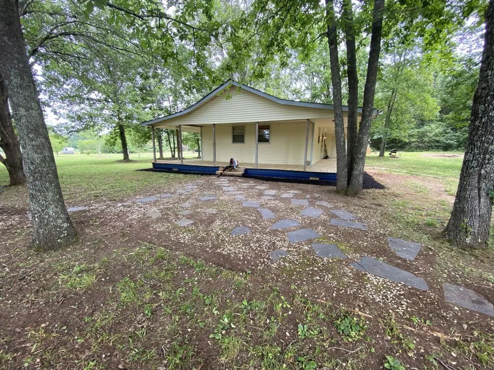 Local outdoor landscaping in Murfreesboro, TN by Hunter Landscaping