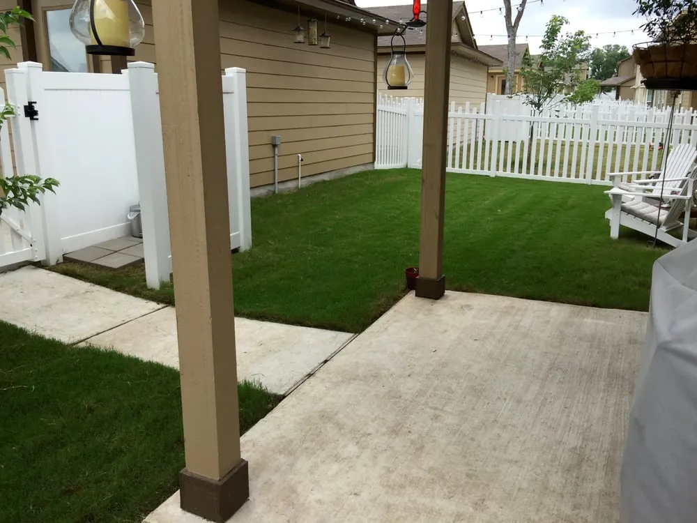 Affordable garden landscaping in Cedar Park, TX by Hunter Sprinklers