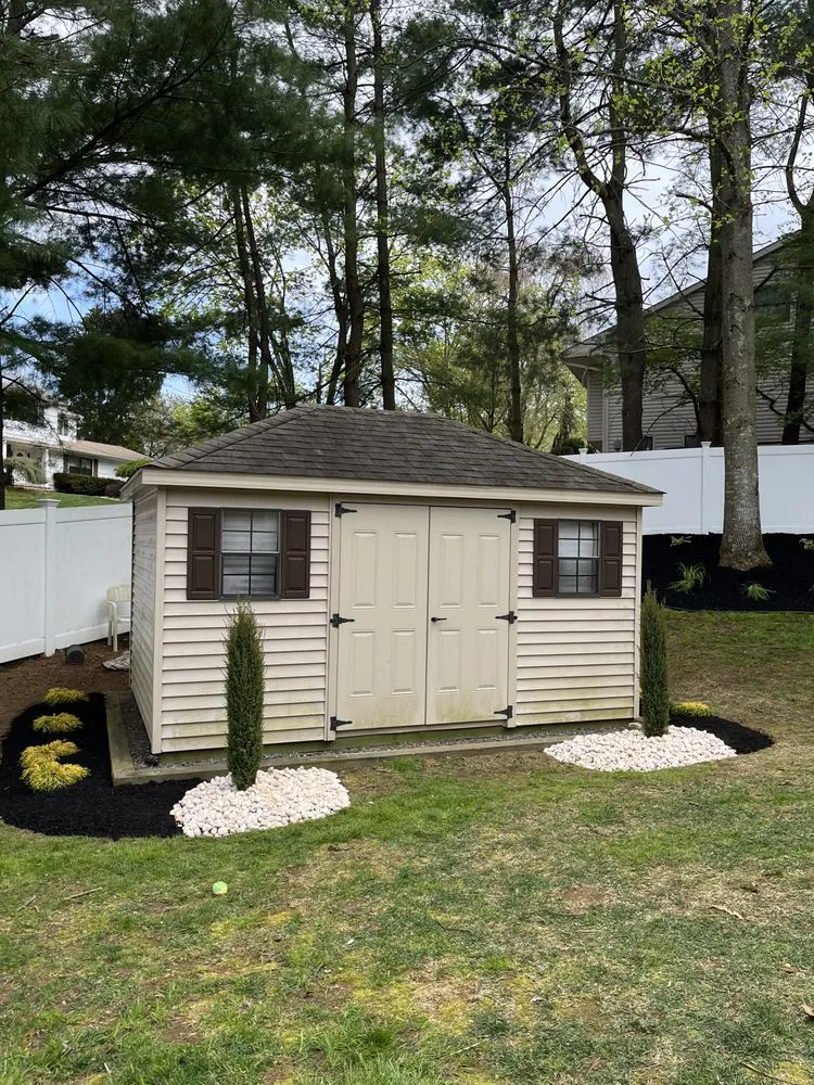 Trusted landscape installation with custom design across Freehold, NJ - Huntergreen Landscaping