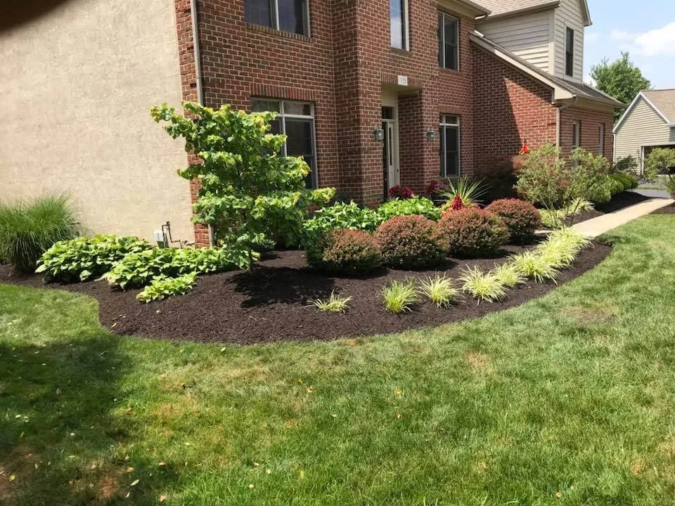 Reliable outdoor landscaping in Pittsburgh, PA by Hunters Lawn and Snow