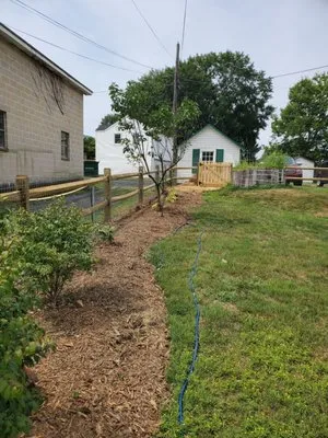 Hunter's Lawn Care Logo